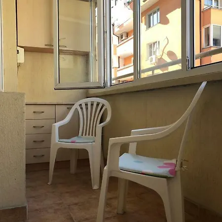 아파트 Lovely Home, Very Good Located!