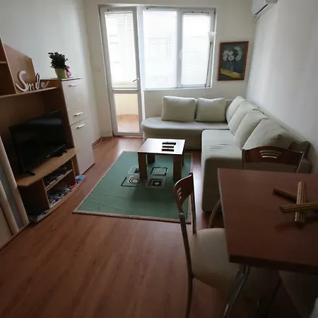 Lovely Home, Very Good Located!